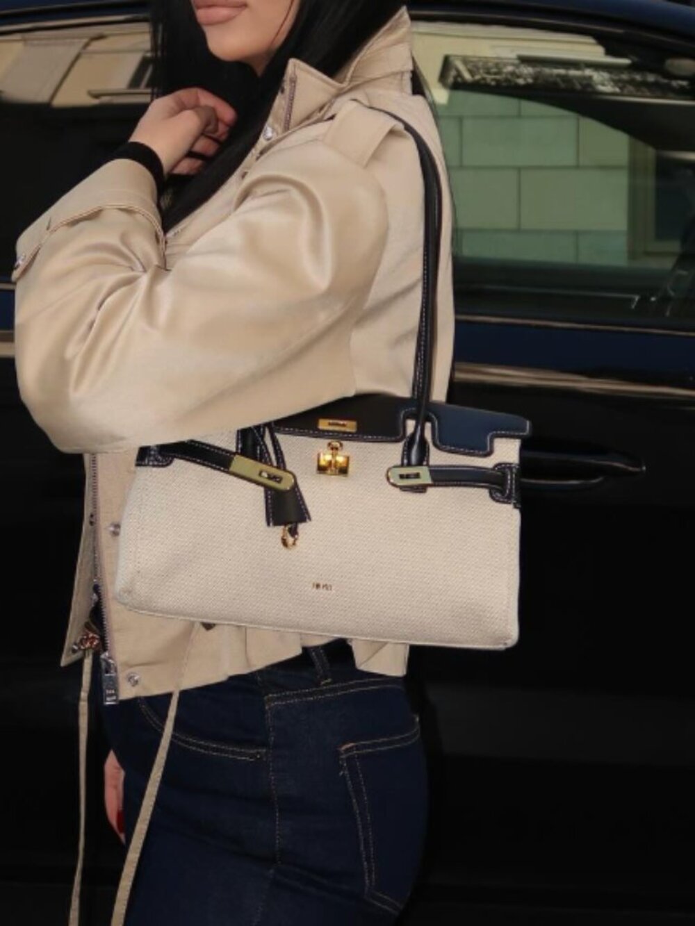 NWT. JW PEI Yara shoulder bag - Picture 2 of 14